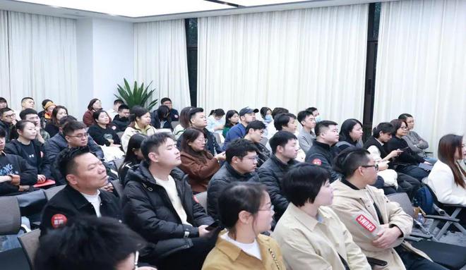 会：2024年业绩亮眼 2025年继续变革AG旗舰厅网站梦饷科技运动鞋靴箱包商家